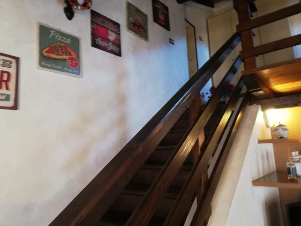 Alex'S Home Crone ภายนอก รูปภาพ